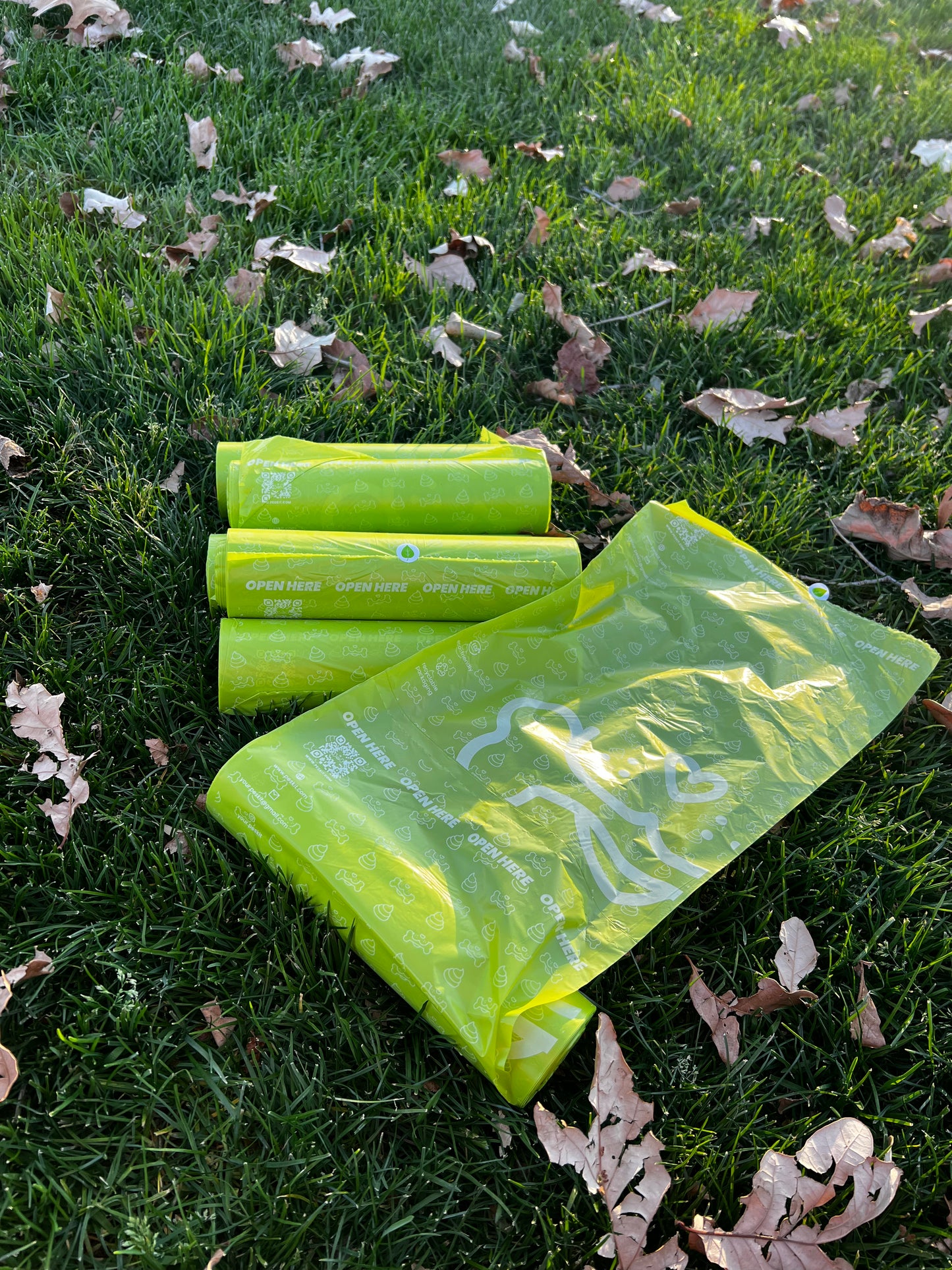 Biodegradable Dog Waste Bags! 200bags per roll