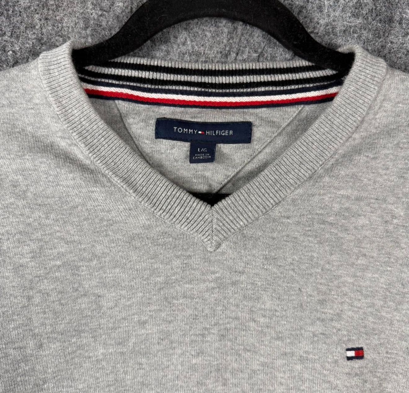 Tommy Hilfiger Men’s V-Neck Sweater - Gray, Size L