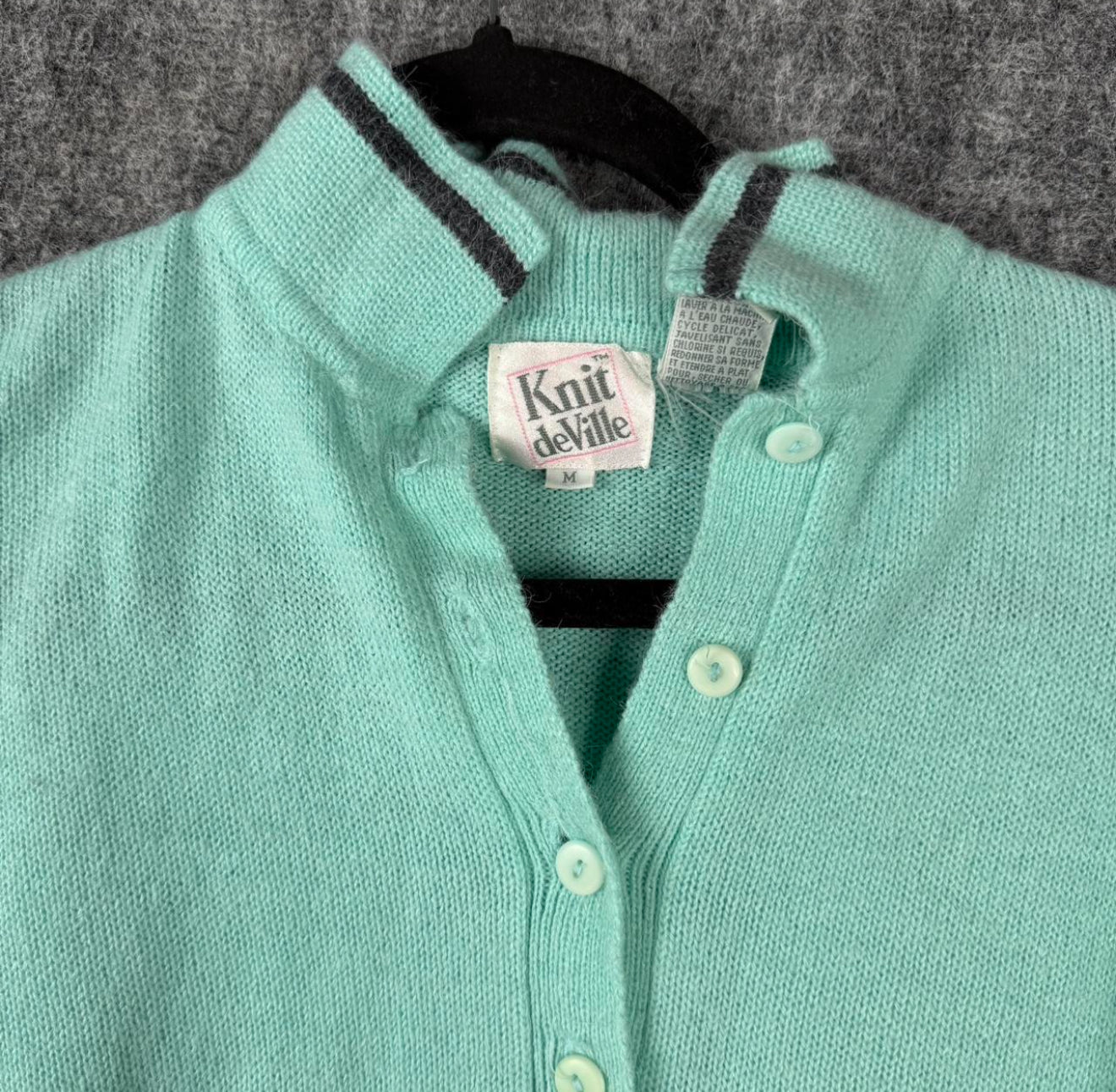 Vintage Knit deVille Sweater - Mint Green, Size M