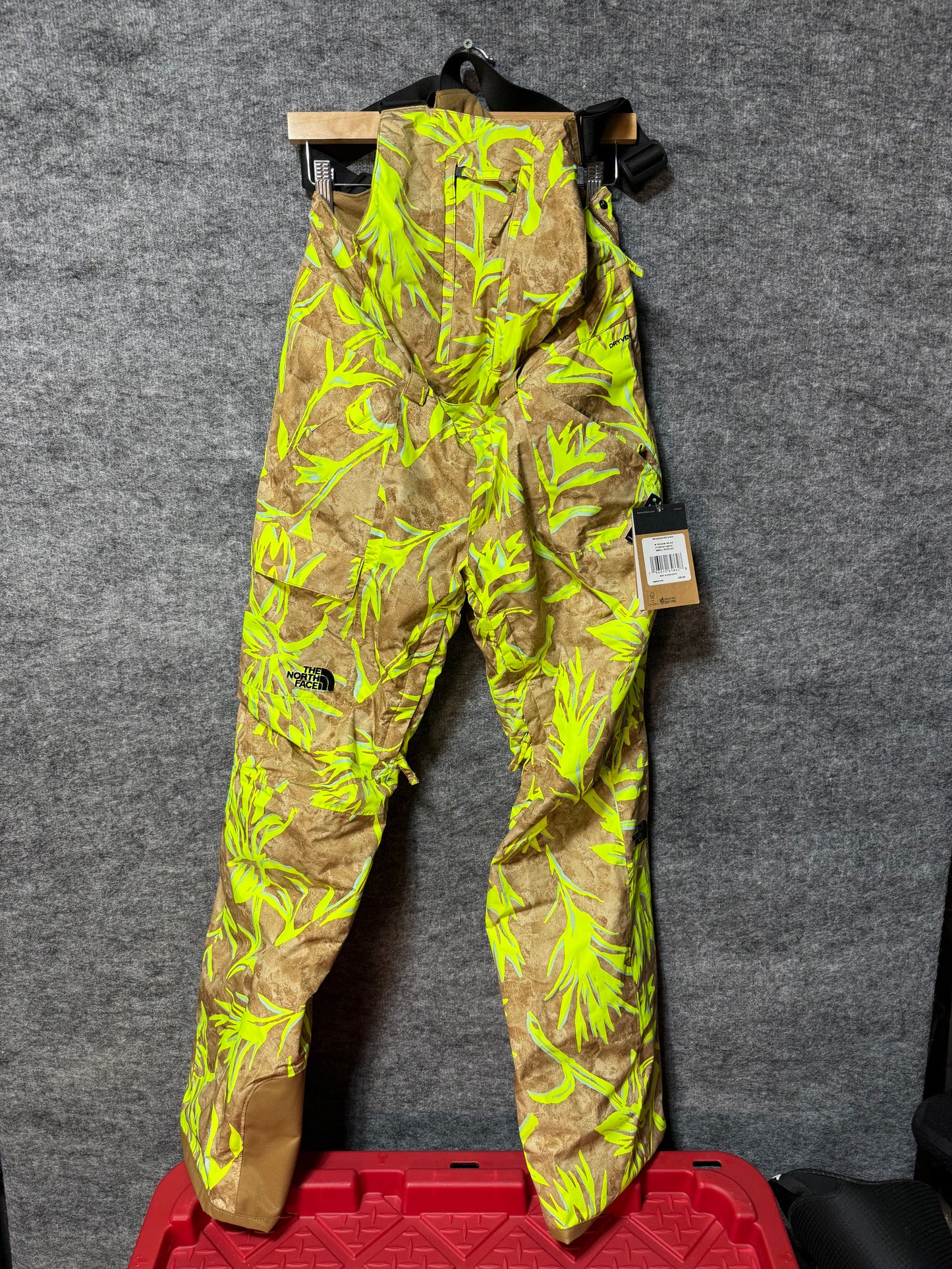 The North Face Women’s Freedom Insulated Bib Snow Pants – Size Small – New
