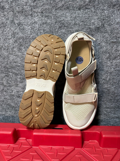 Teva Women's Outflow Universal Water Shoes size 10,5