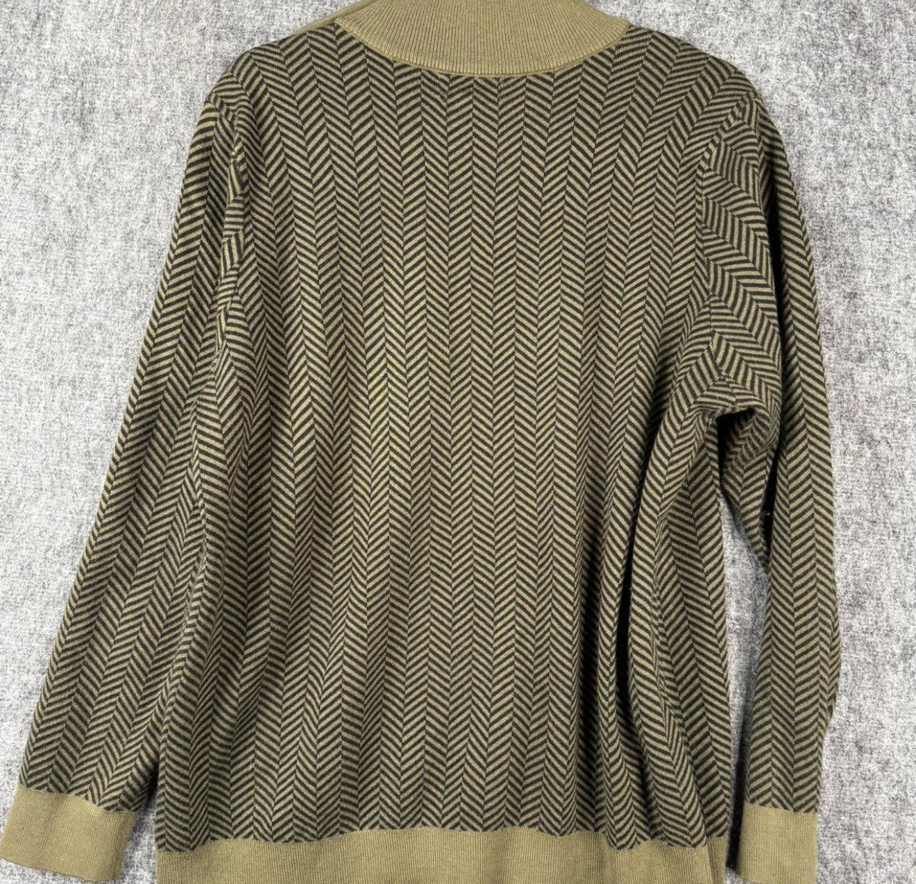 PreLoved Womens Calvin Klein Herringbone Sweater Size Medium Gold Shoulder Buttons Casual